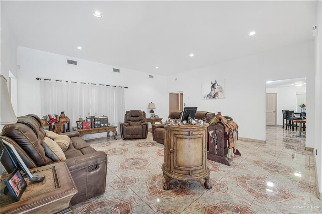 1069 Alpha Street Roma, TX 78584 - Photo 3 of 17