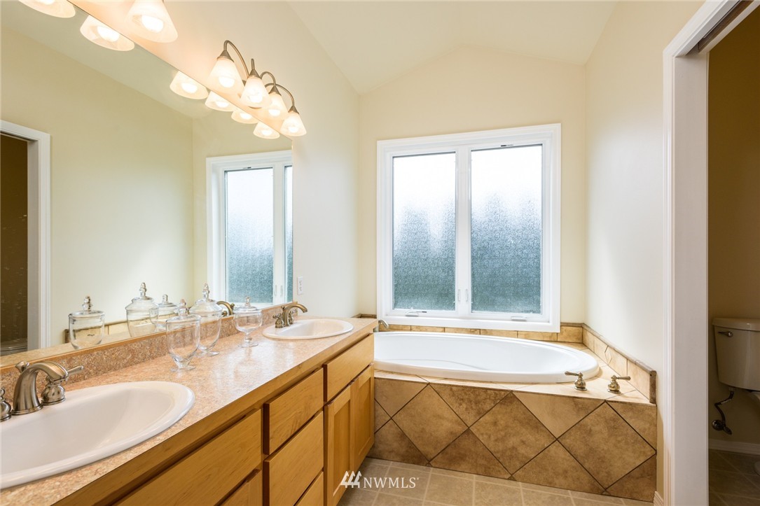 519 F F & S Grade Road Sedro-Woolley, WA 98284 - Photo 9 of 20 Gallery Image 9