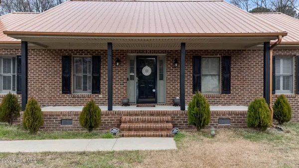 $369,900 | 1055 Kelly Drive, Nashville, NC 27856