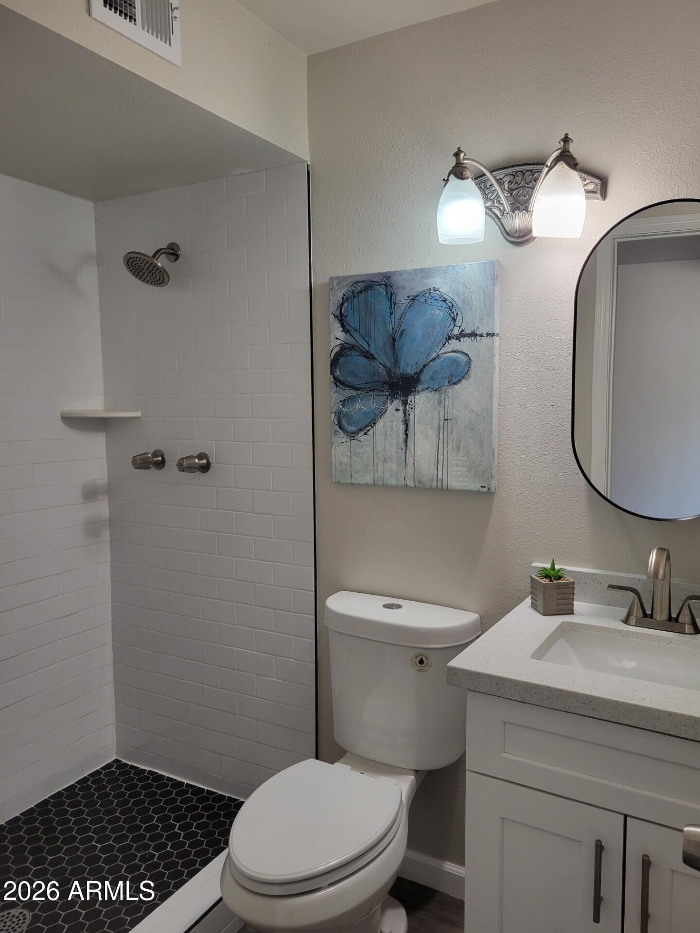 602 West Sesame Street Tempe, AZ 85283 - Photo 7 of 10 master baathroom