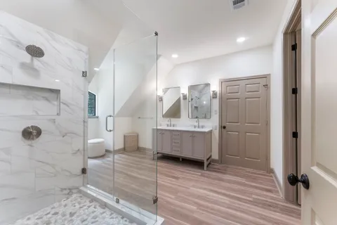 $899,900 | 24311 Standing Oak Drive, Spring, TX 77389