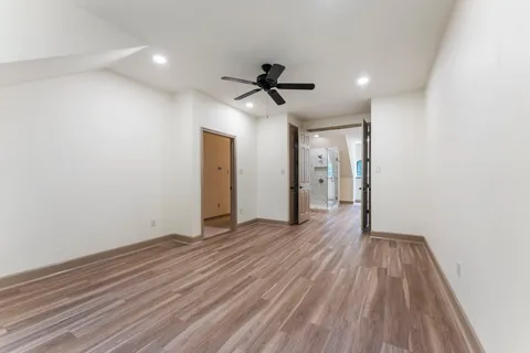 $899,900 | 24311 Standing Oak Drive, Spring, TX 77389