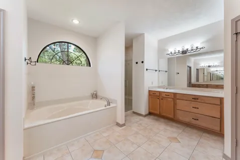 $899,900 | 24311 Standing Oak Drive, Spring, TX 77389