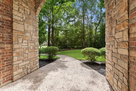 a view of house and outdoor space