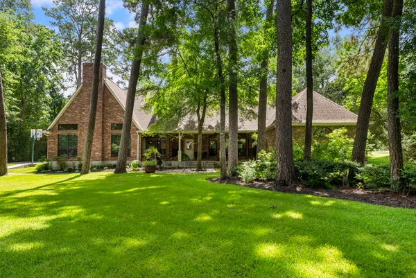 $899,900 | 24311 Standing Oak Drive, Spring, TX 77389