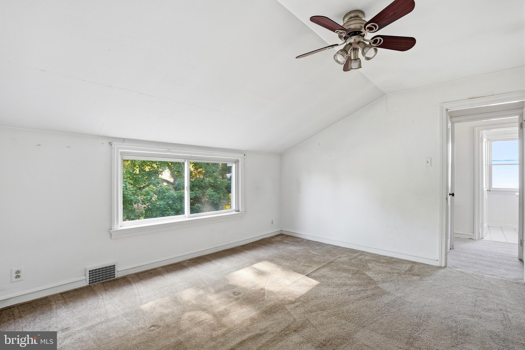 314 South Lippincott Avenue Maple Shade, NJ 08052 - Photo 24 of 33