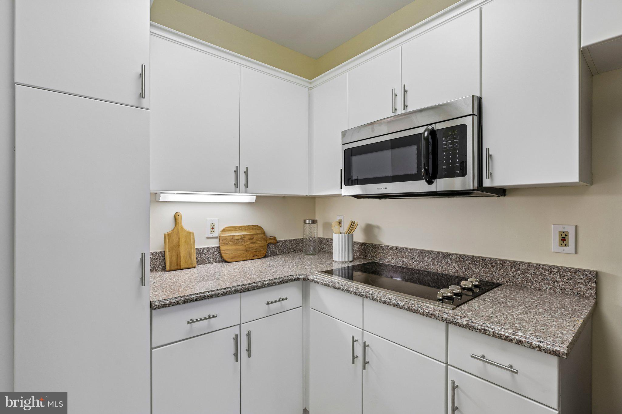 2019 Windrow Drive Princeton, NJ 08540 - Photo 8 of 46