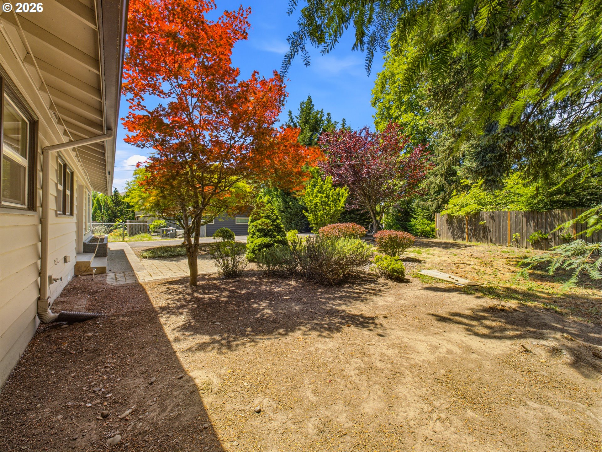 20310 Southwest Boones Ferry Road Tualatin, OR 97062 - Photo 8 of 48 Front Yard
