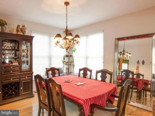 9467 Ridgeview Drive Columbia, MD 21046 - Photo 5 of 15 Dining Room
