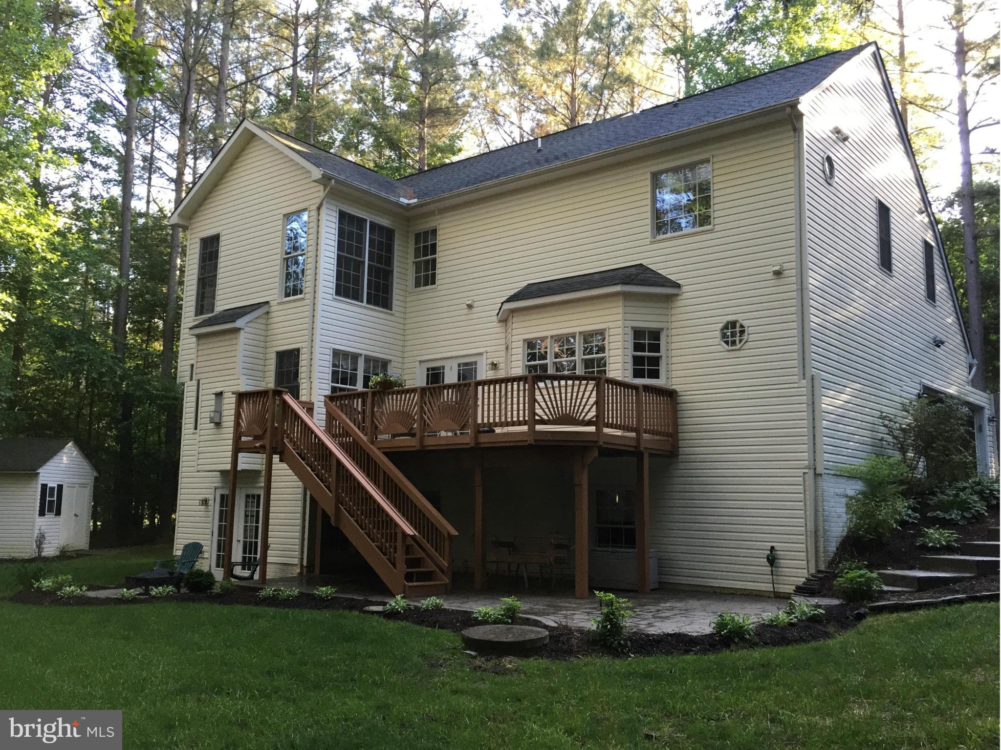 22 Beaver Ridge Road Stafford, VA 22556 - Photo 25 of 29 Exterior (Rear)