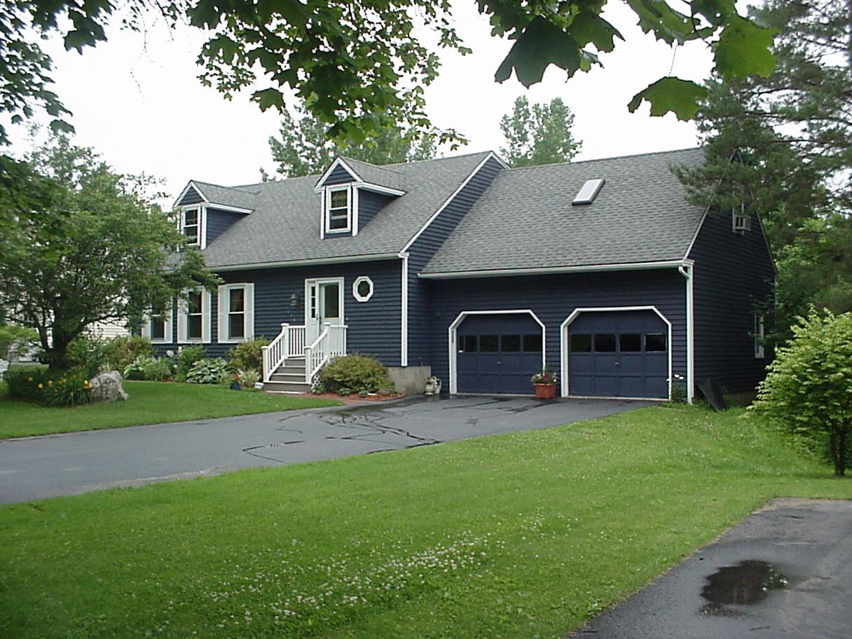 176 South Mountain Road Pittsfield, MA 01201 - Photo 1 of 15 Front