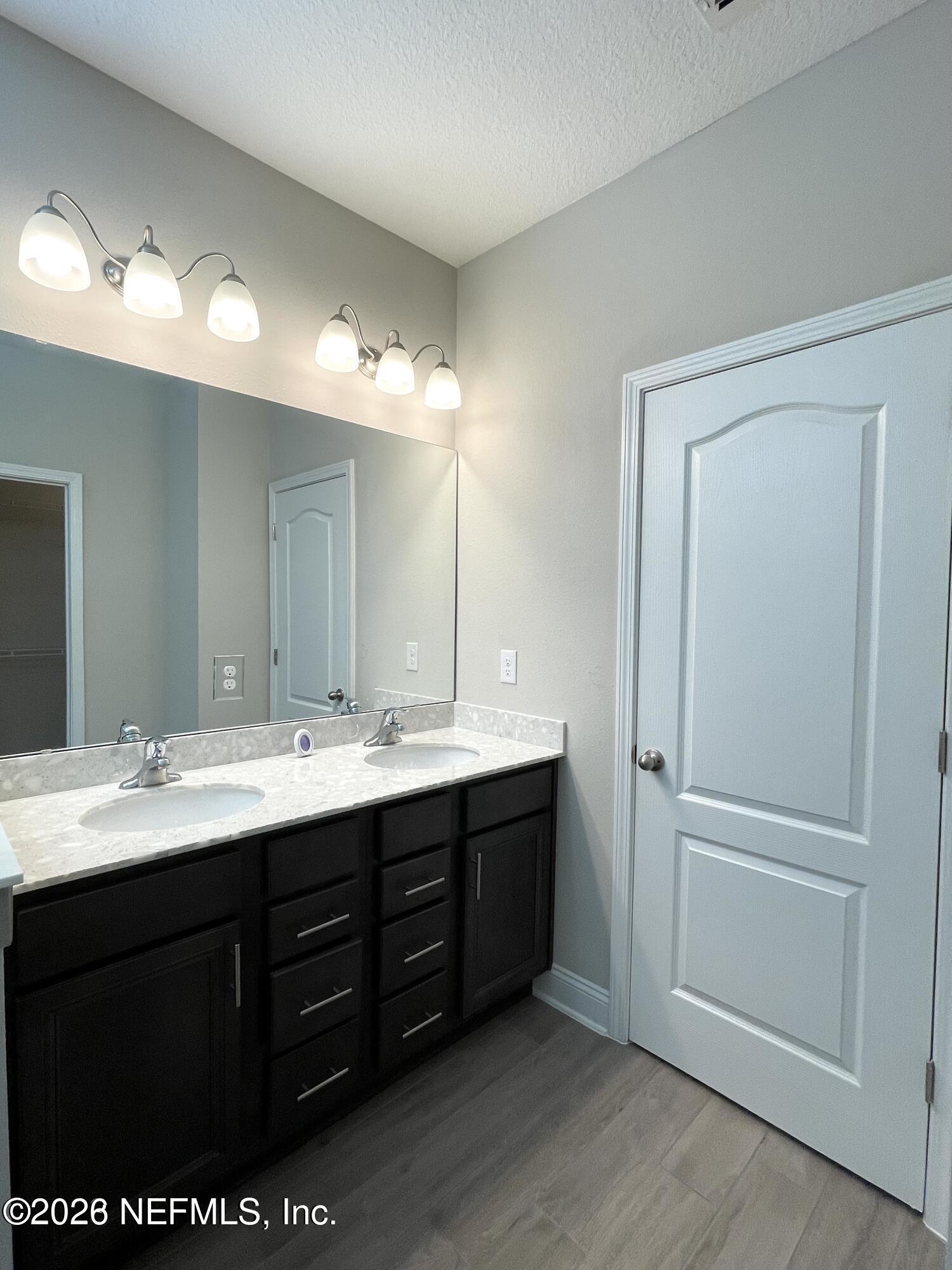 300 Thistleton Way St. Augustine, FL 32092 - Photo 12 of 21 masterbath1