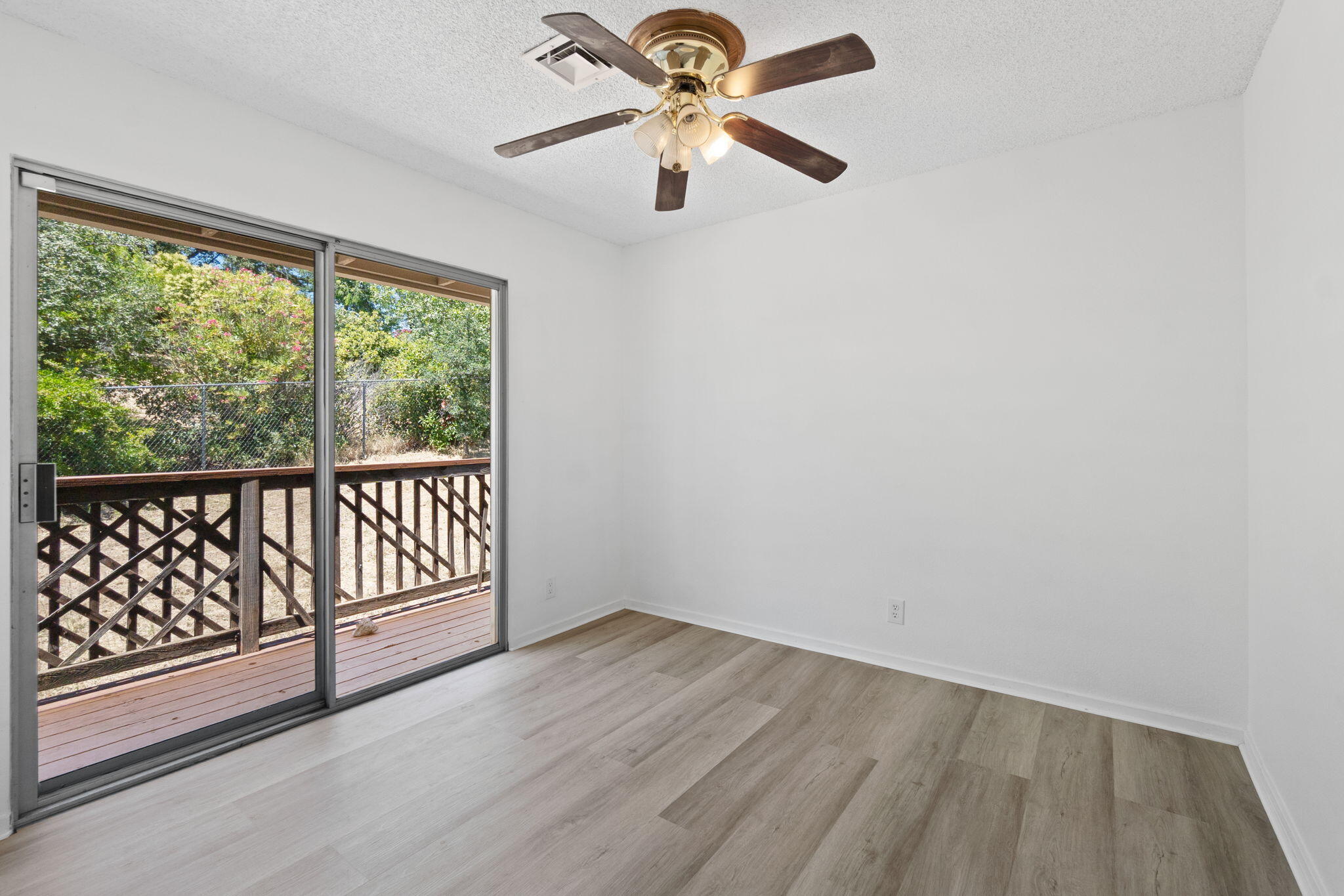 8741 Prospectors Road Redding, CA 96001 - Photo 26 of 60 Bedroom #2