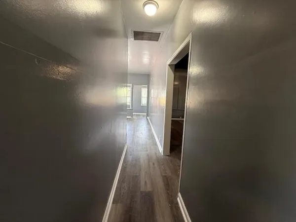 $2,000 | 1909 Division Avenue, West Palm Beach, FL 33407