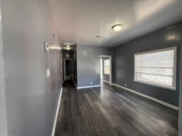 $2,000 | 1909 Division Avenue, West Palm Beach, FL 33407