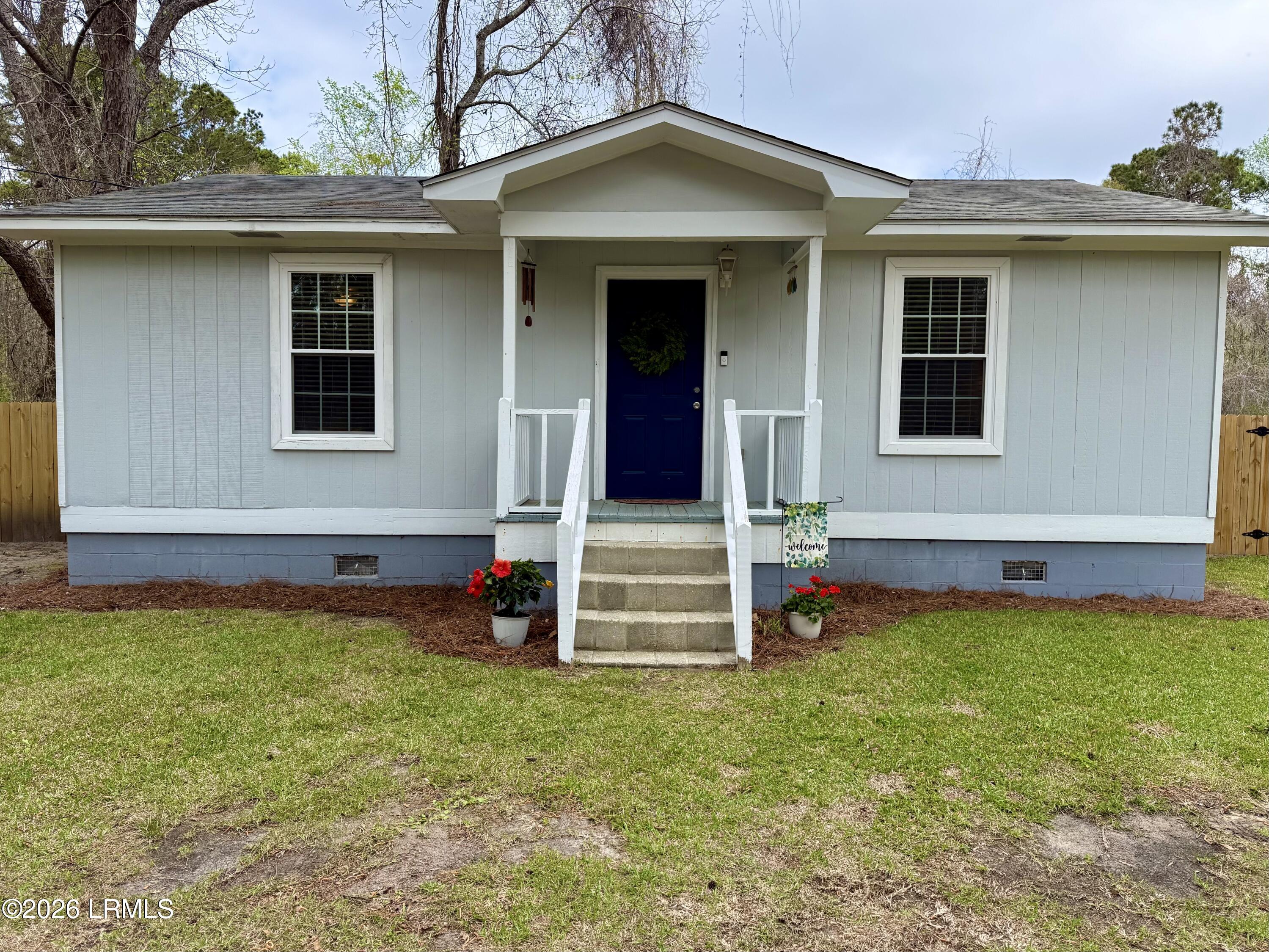 318 County Shed Road Beaufort, SC 29906 - Photo 1 of 25 IMG_2419