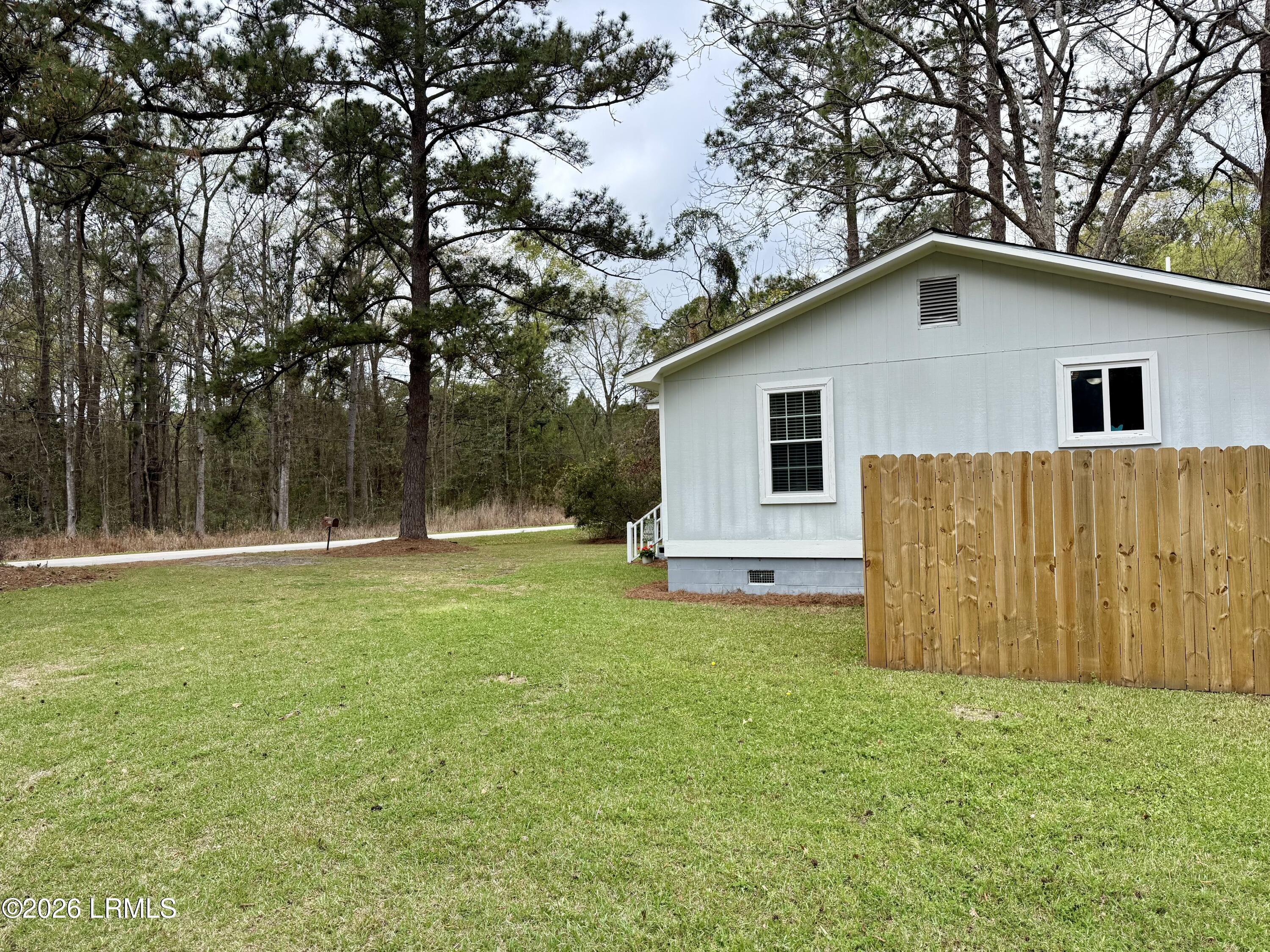 318 County Shed Road Beaufort, SC 29906 - Photo 24 of 25 IMG_2428