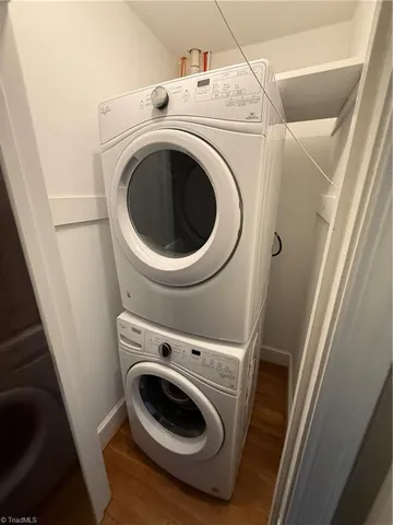 $1,030 | 711 West 1st Street, Unit B, Winston-Salem, NC 27101