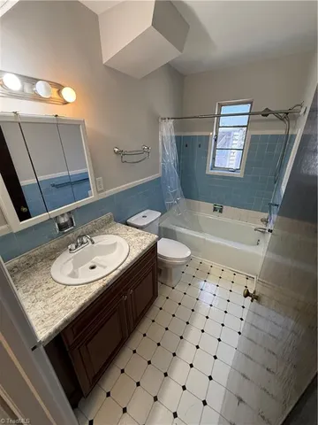 $1,030 | 711 West 1st Street, Unit B, Winston-Salem, NC 27101