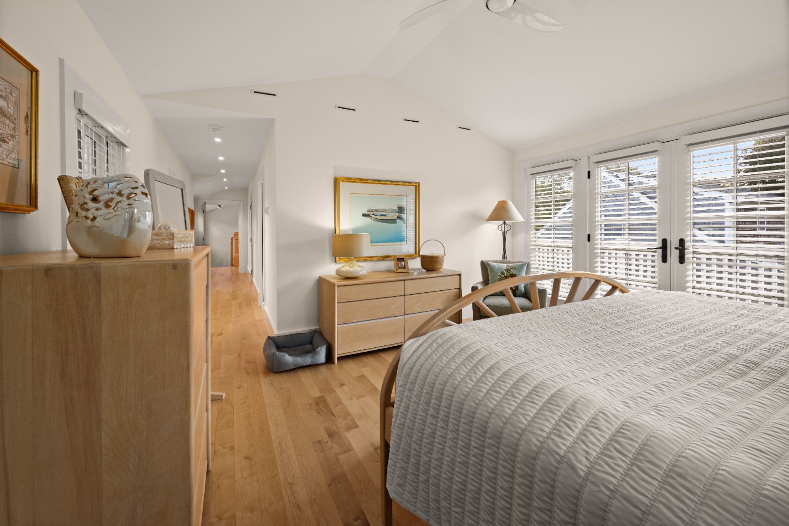 10 Tilton Way Edgartown, MA 02539 - Photo 20 of 37 a bed room with two bed and a large window