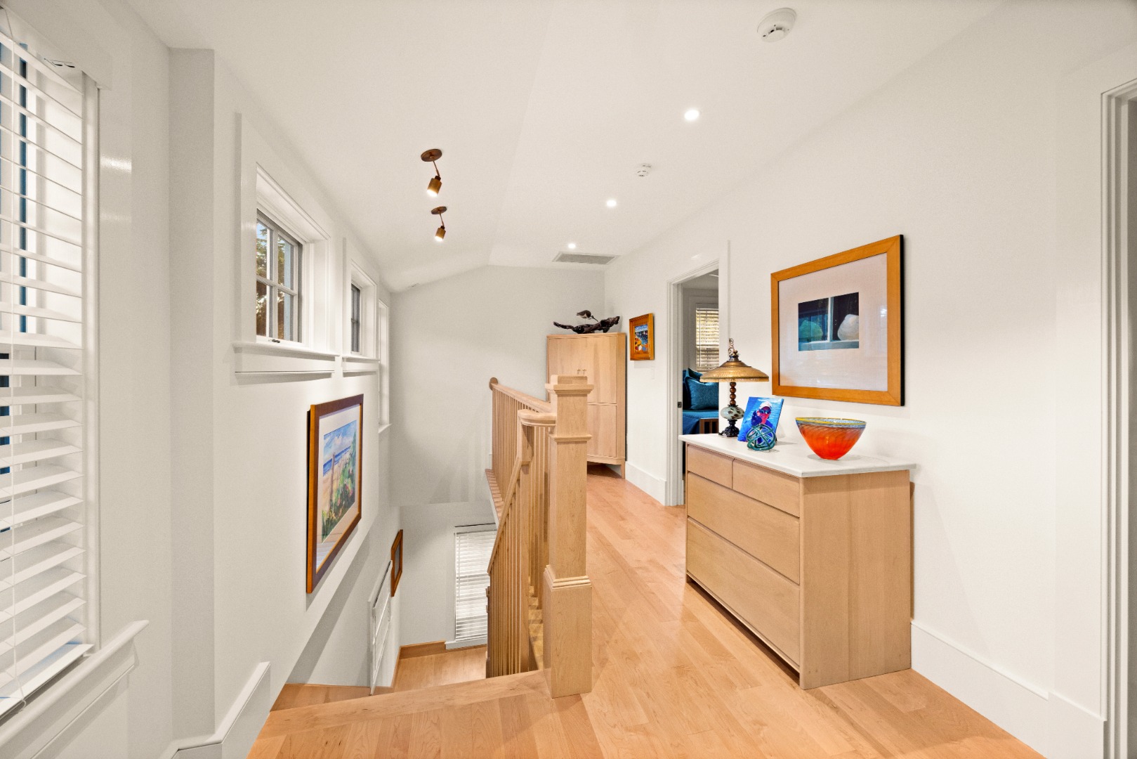 10 Tilton Way Edgartown, MA 02539 - Photo 21 of 37 a living room with furniture and a refrigerator