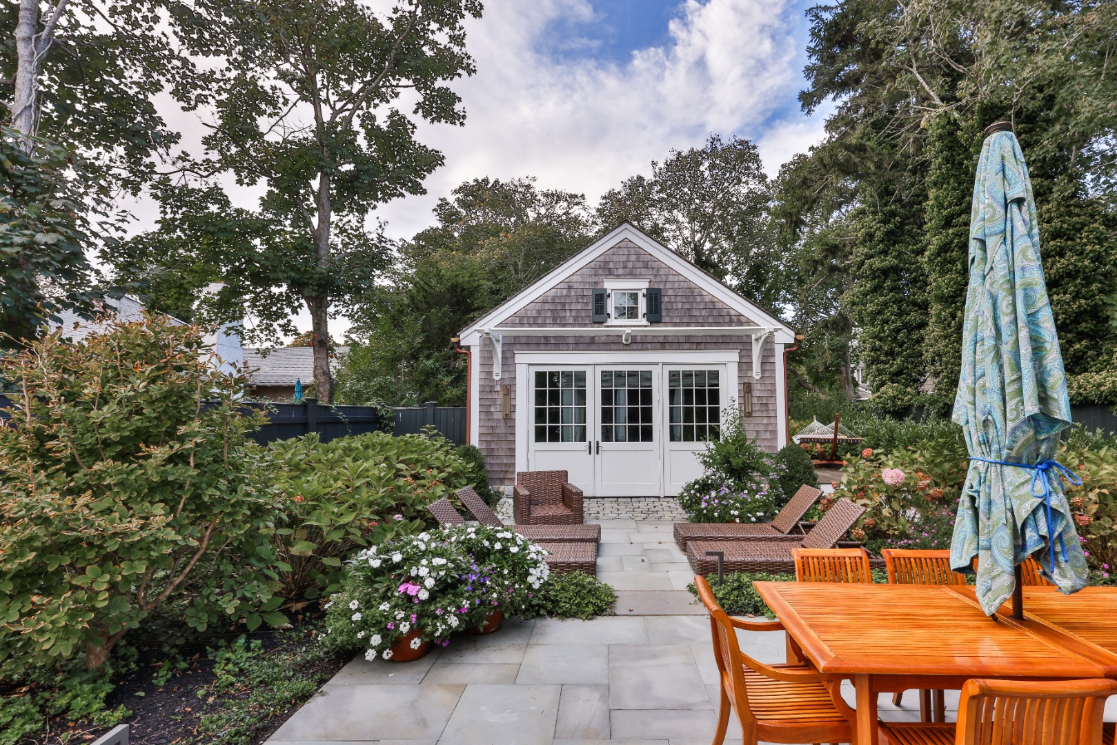 10 Tilton Way Edgartown, MA 02539 - Photo 36 of 37 a front view of a house with a yard