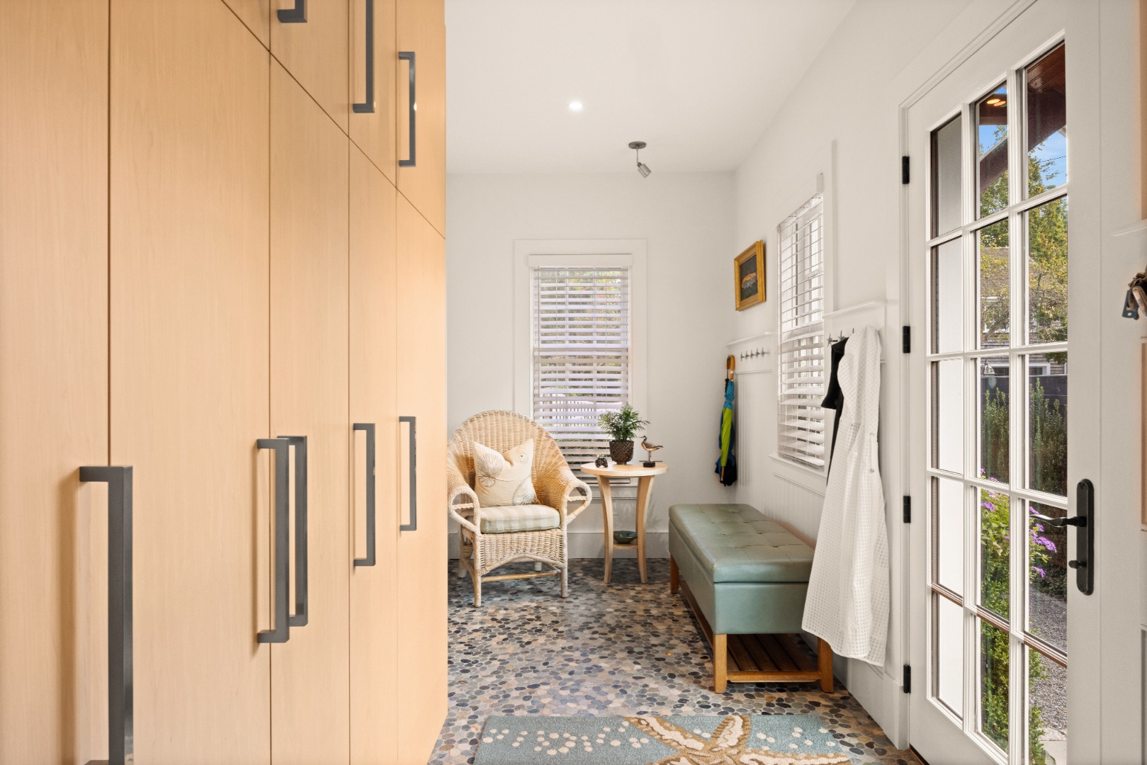 10 Tilton Way Edgartown, MA 02539 - Photo 10 of 37 a living room with furniture and a rug