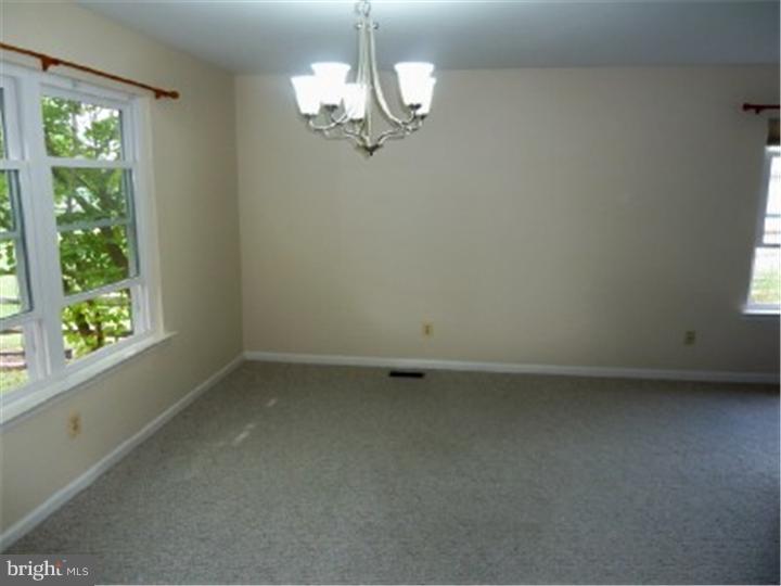 2 Withams Road Newark, DE 19711 - Photo 7 of 25 Dining Room