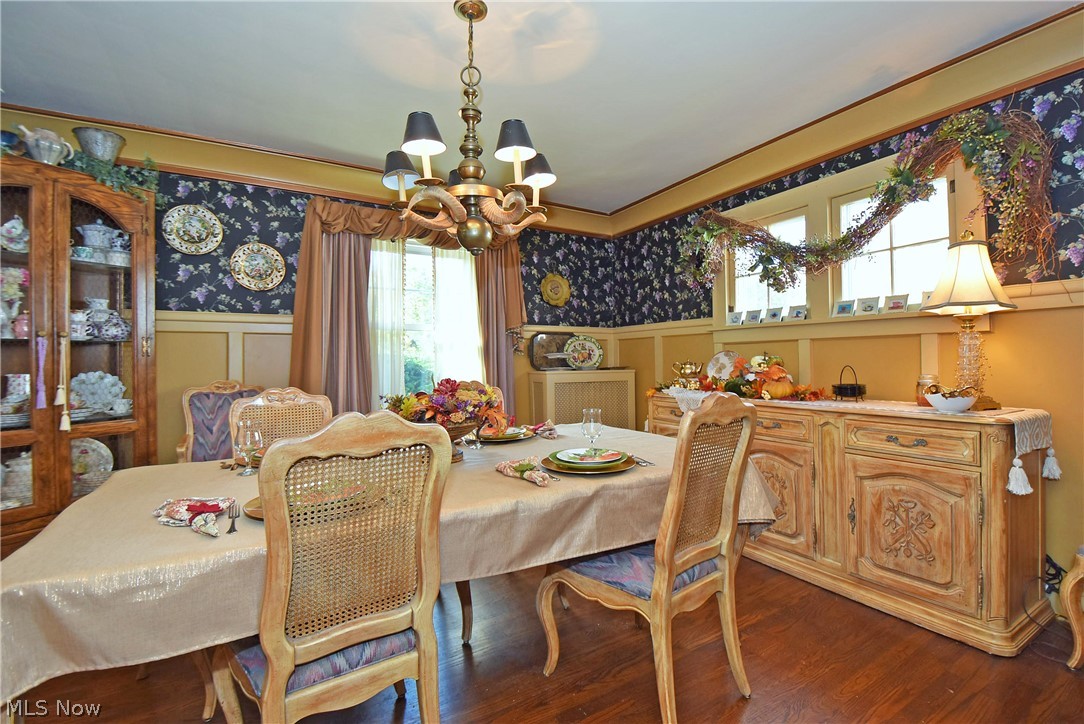 15611 Fernway Road Cleveland, OH 44120 - Photo 5 of 32 Gallery Image 5