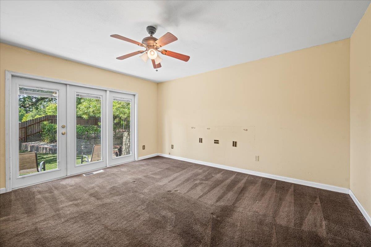 6929 Lisa Marie Way Carmichael, CA 95608 - Photo 20 of 50