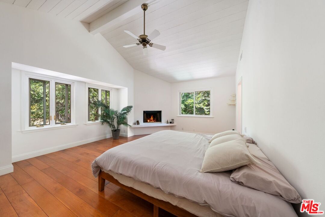 22760 Chamera Lane Topanga, CA 90290 - Photo 24 of 52