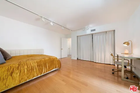 $1,995,000 | 22760 Chamera Lane, Topanga, CA 90290