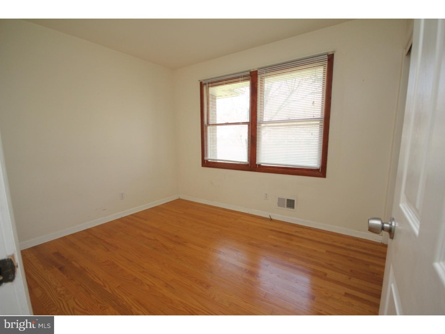 130 Washington Road Princeton Junction, NJ 08550 - Photo 9 of 13