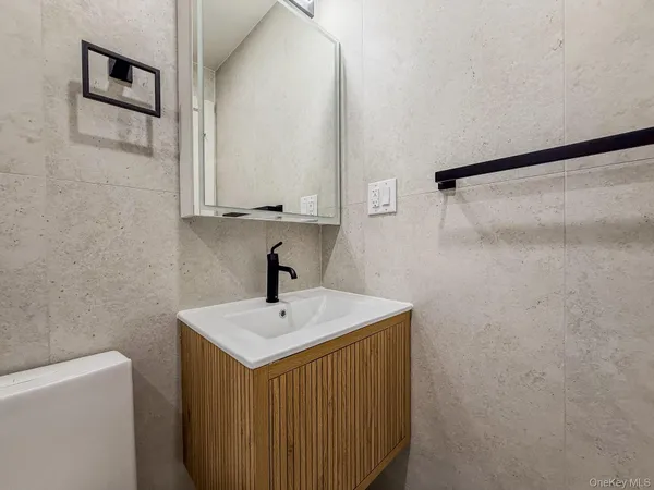 $1,200,000 | 982 East 106th Street | Canarsie