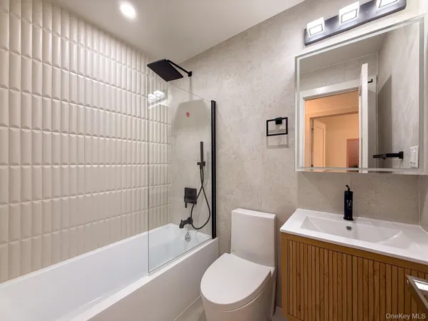 $1,200,000 | 982 East 106th Street | Canarsie