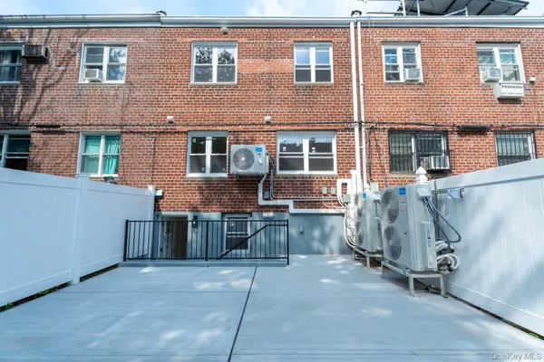 $1,200,000 | 982 East 106th Street | Canarsie