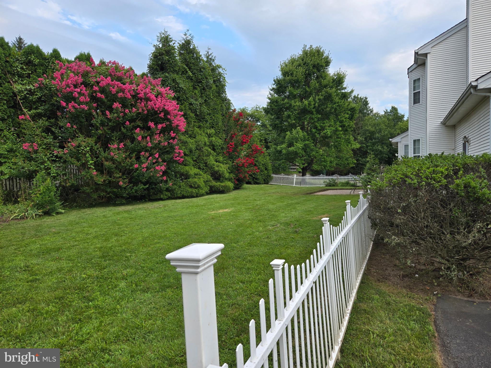 412 Denow Road Pennington, NJ 08534 - Photo 3 of 3 Gallery Image 3