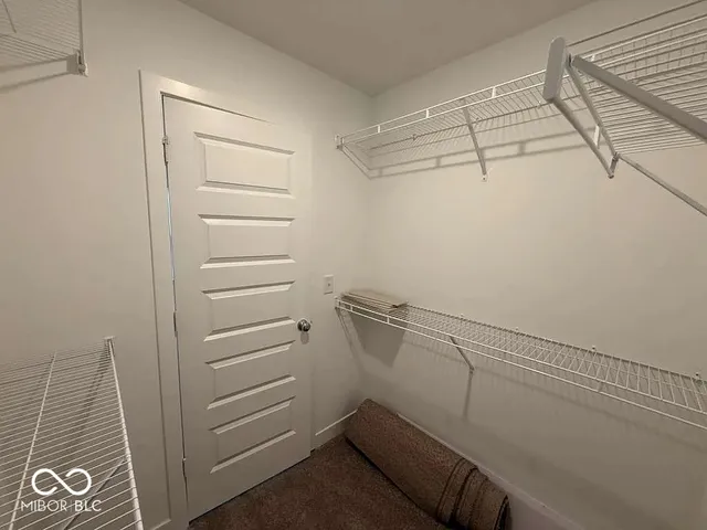 $2,275 | 6672 Halsey Street, Zionsville, IN 46077