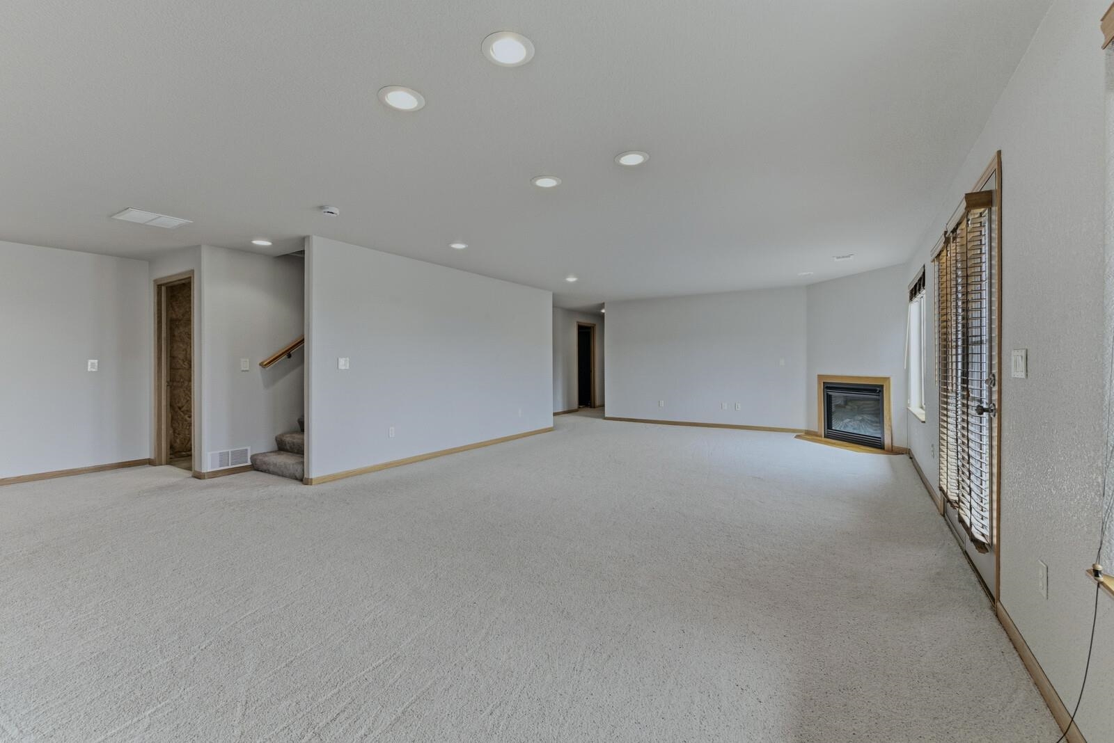5009 Stoneridge Way Casper, WY 82601 - Photo 32 of 49
