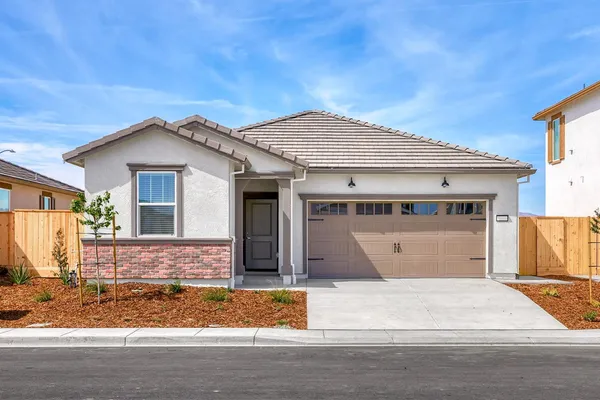 $469,900 | 821 Chatham Lane, Patterson, CA 95363