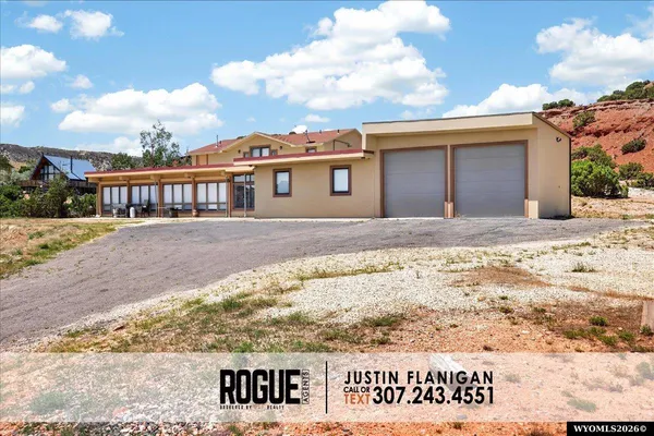 $800,000 | 25980 Cedar Mesa Road, Alcova, WY 82620