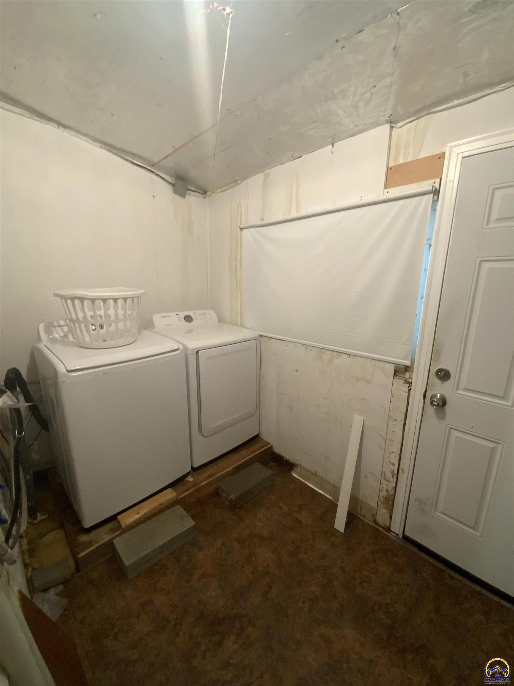 921 Southwest Frazier Avenue Topeka, KS 66606 - Photo 18 of 19 Gallery Image 18