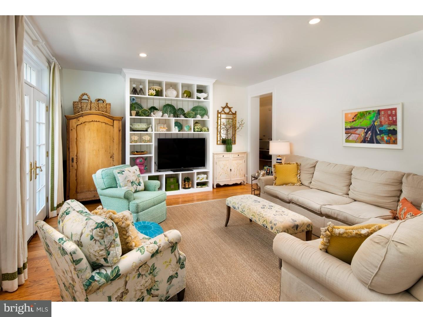 324 Chamounix Road Wayne, PA 19087 - Photo 11 of 25 Family Room