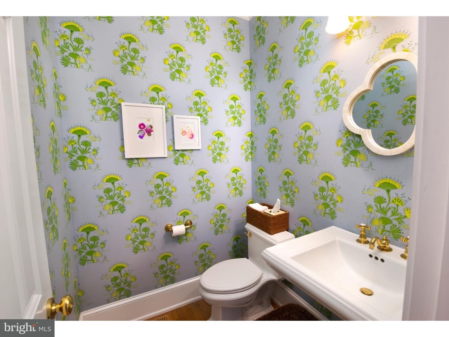 324 Chamounix Road Wayne, PA 19087 - Photo 4 of 25 Half Bath