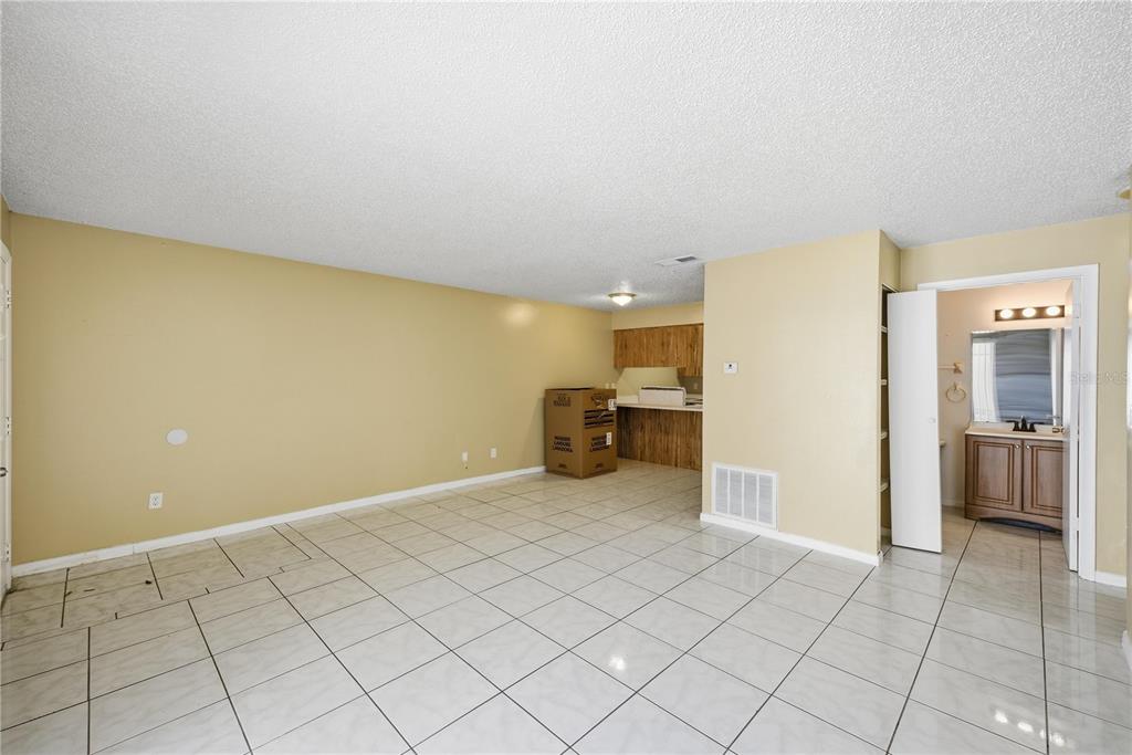1836 Southwest 109th Place Ocala, FL 34476 - Photo 7 of 16