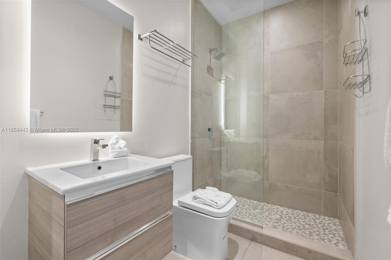 239 Southwest 9th Street, Unit 305 Miami, FL 33130 - Photo 11 of 20