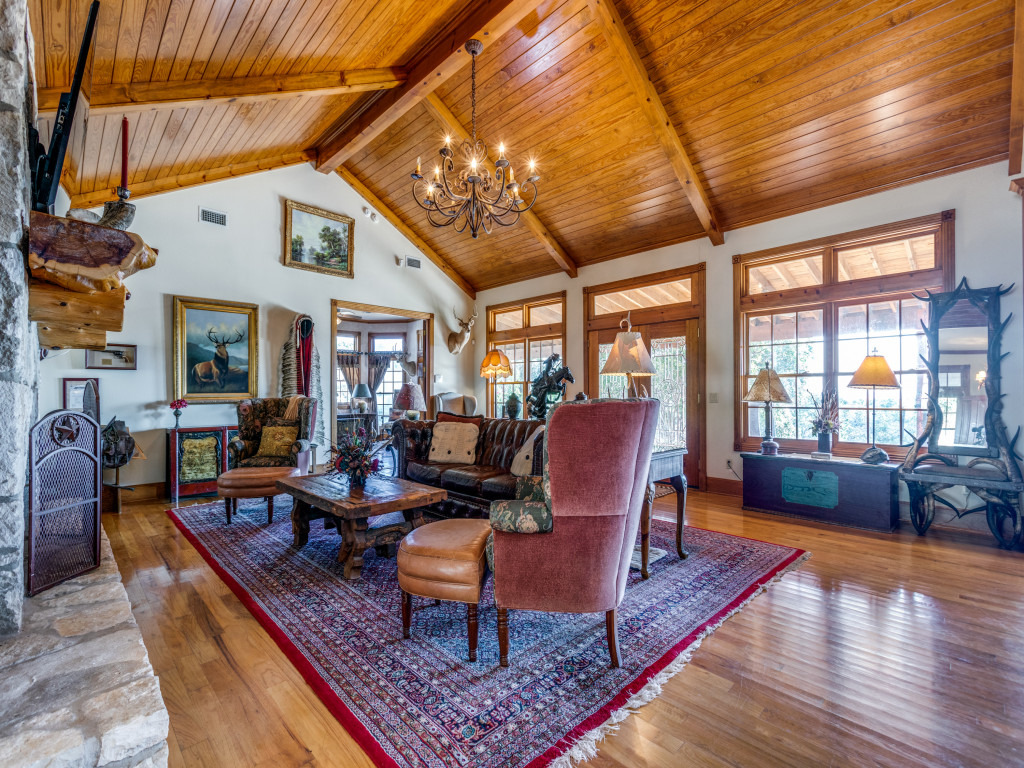 160 Wimberley Ranch Drive Wimberley, TX 78676 - Photo 8 of 40