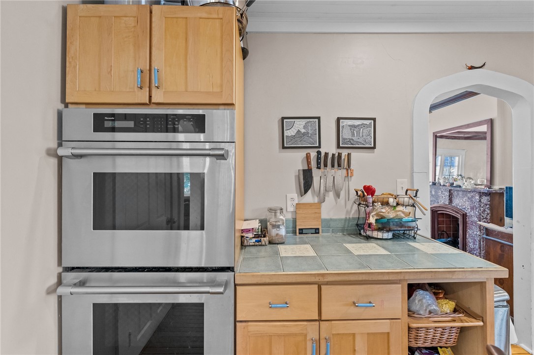 87 Kermit Street Woonsocket, RI 02895 - Photo 8 of 44