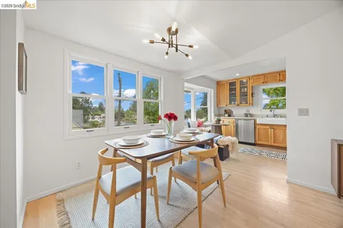 $1,029,000 | 4425 Norton Avenue, Oakland, CA 94602