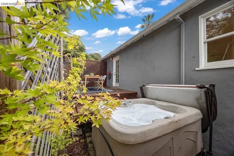 $1,029,000 | 4425 Norton Avenue, Oakland, CA 94602